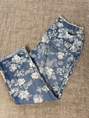 Squeeze Blue Floral Ankle Jeans